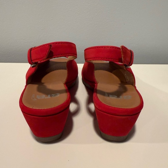 Ara Red Suede Colleen Slingback Leather Wedge Sandals - Size 6.5 - Picture 13 of 13